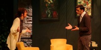 «Οι Άτρωτοι» στο Θέατρο Αγγέλων Βήμα