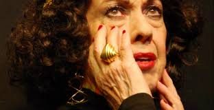 «Ρόζα Εσκενάζυ, η Βασίλισσα του Ρεμπέτικου» στο Θέατρο Αγγέλων Βήμα