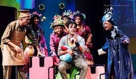 Το «Πιο τρελό τριήμερο» ζουν μικροί και μεγάλοι στο θέατρο Ήβη