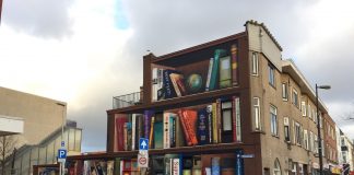 Μετατρέποντας ένα κτίριο σε θεαματική βιβλιοθήκη στην Ουτρέχτη