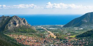 Λεωνίδιο Αρκαδίας: Ανακαλύπτοντας έναν πανέμορφο παραδοσιακό οικισμό στην Πελοποννήσο