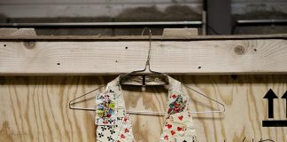 Vintage δημιουργίες του Maison Margiela σε δημοπρασία των Sotheby’s στο Παρίσι