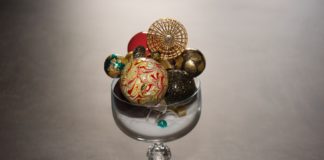 «Add some sparkle to your Xmas» της Aelia Selection by Fotini Kostouli, ένα Art Event στο Ianos Artshop του Golden Hall