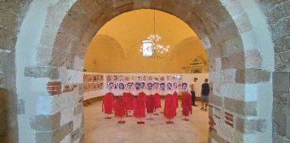 Εικαστικό δρώμενο του Δημήτρη Αστερίου στο Γιαλί Τζαμισί – Παλιό Λιμάνι Χανίων