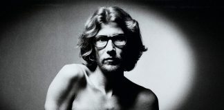 6 εμβληματικά Μουσεία τιμούν τον Yves Saint Laurent στο Παρίσι