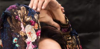 «Και μείναμε άνθρωποι» Η Άλκηστις Πρωτοψάλτη στη Σύρο