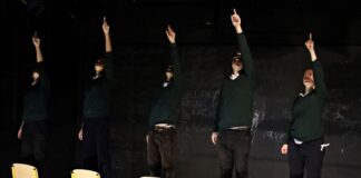 “The IT” της Vivienne Franzmann στο θέατρο 104 με ελεύθερη είσοδο