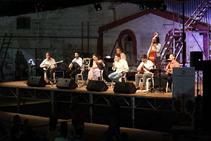 Ολοκληρώθηκε το 7ο Φεστιβάλ Ρεμπέτικου «Η Σύρα του Μάρκου Βαμβακάρη» 