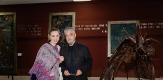 «Ειρήνην Ελώμεθα»: Τα επιτυχημένα εγκαίνια της ατομικής έκθεσης του Νίκου- Γιώργου Παπουτσίδη