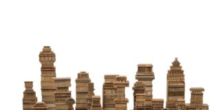 Βούλα Καραμπατζάκη «Κτίσματα»: Ατομική έκθεση στη Γκαλερί Ζουμπουλάκη