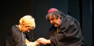 Η “Αγία Ιωάννα” του Τζωρζτ Μπέρναρ Σω στο Θέατρο της Ημέρας Η "Αγία Ιωάννα" του Τζωρζτ Μπέρναρ Σω στο Θέατρο της Ημέρας