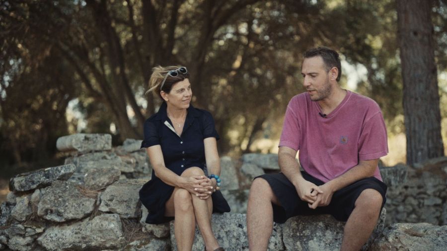 "Ο Ανδρέας Λασκαράτος και Τα Μυστήρια της Κεφαλονιάς" 