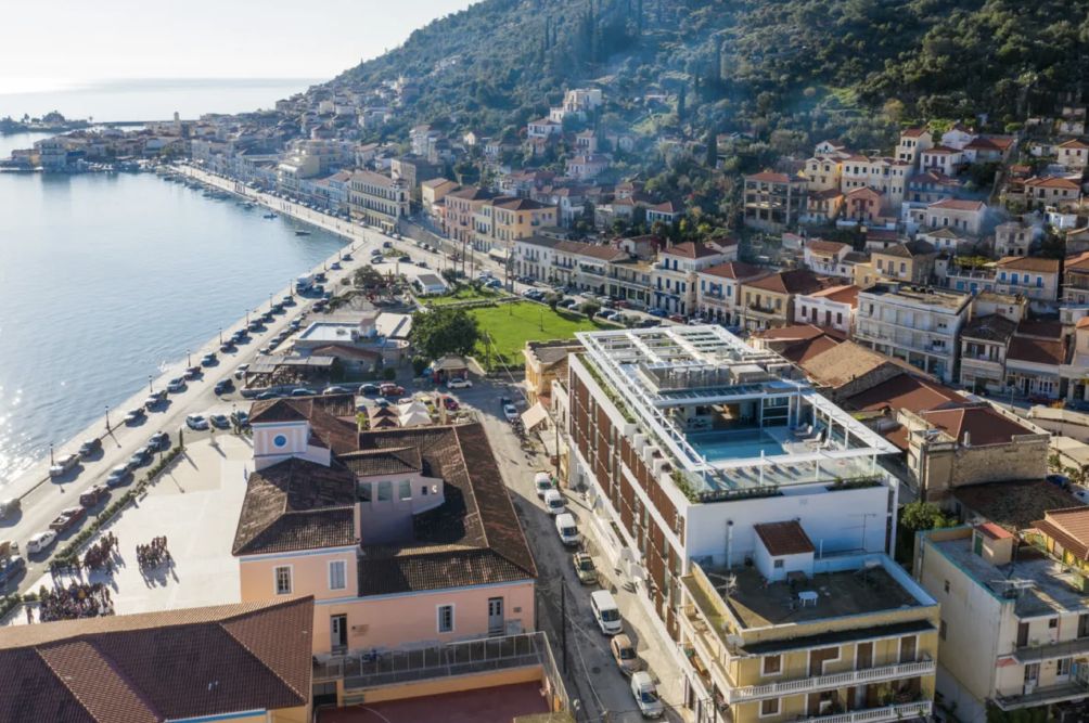 Las Hotel & Spa: A Contemporary Escape in the Heart of Gytheio in Mani