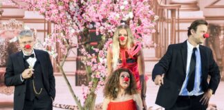 Εκρηκτική πρεμιέρα για την παράσταση «Ανα – τίναξε την ανθισμένη αμυγδαλιά» στο Θέατρο Άλσος ΔΕΗ Ανα - τίναξε την ανθισμένη αμυγδαλιά
