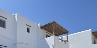 Sohoros Schinousa: Εκεί όπου η αυθεντική φιλοξενία συναντά τον ακατέργαστο χαρακτήρα των Μικρών Κυκλάδων