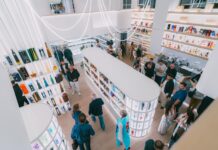 Η Κάβα Κηρέας άνοιξε στη Γλυφάδα και έφερε μια νέα εποχή στο wine & spirits experience Η Κάβα Κηρέας άνοιξε στη Γλυφάδα και έφερε μια νέα εποχή στο wine & spirits experience